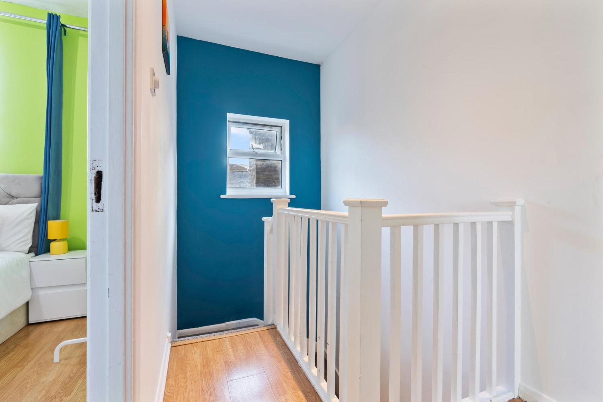 Vila Impeccable 4-Bed House In Brixton Londýn Exteriér fotografie