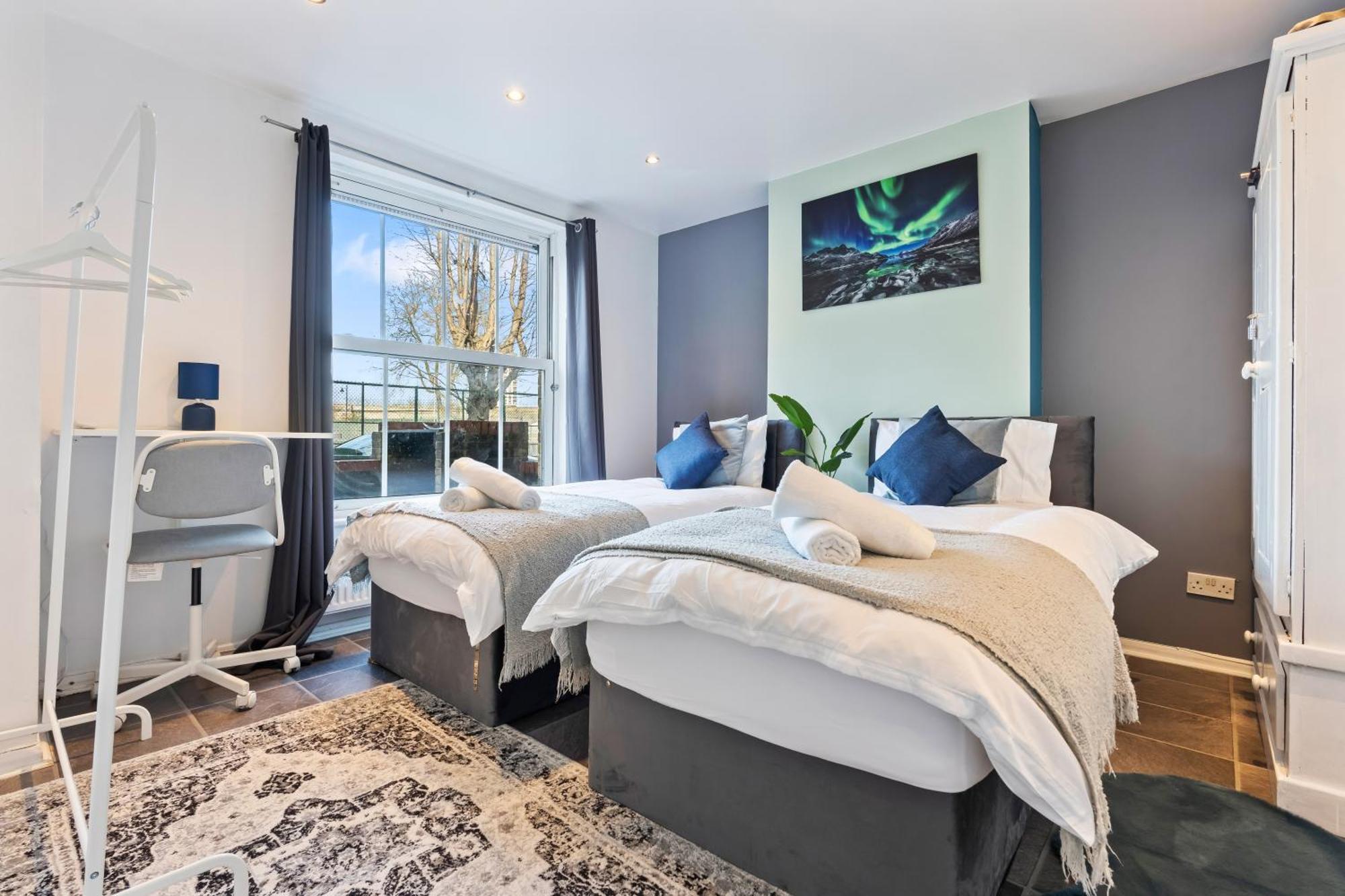 Vila Impeccable 4-Bed House In Brixton Londýn Exteriér fotografie